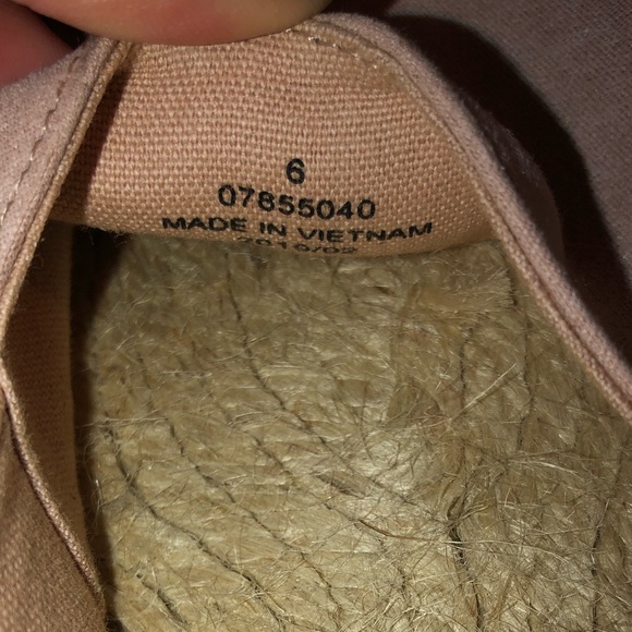 ASOS NEVER WORN Blush and Gold Espadrilles - Picture 5 of 8
